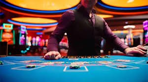 Interface aplikasi erek 11 menampilkan slot games Aviator dan Sweet Bonanza